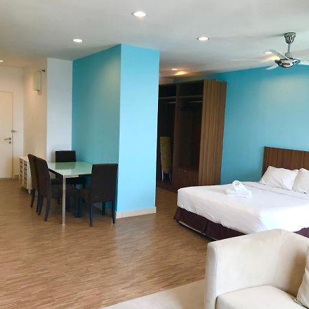 Mansion One Suites By Little Cabin George Town Eksteriør bilde